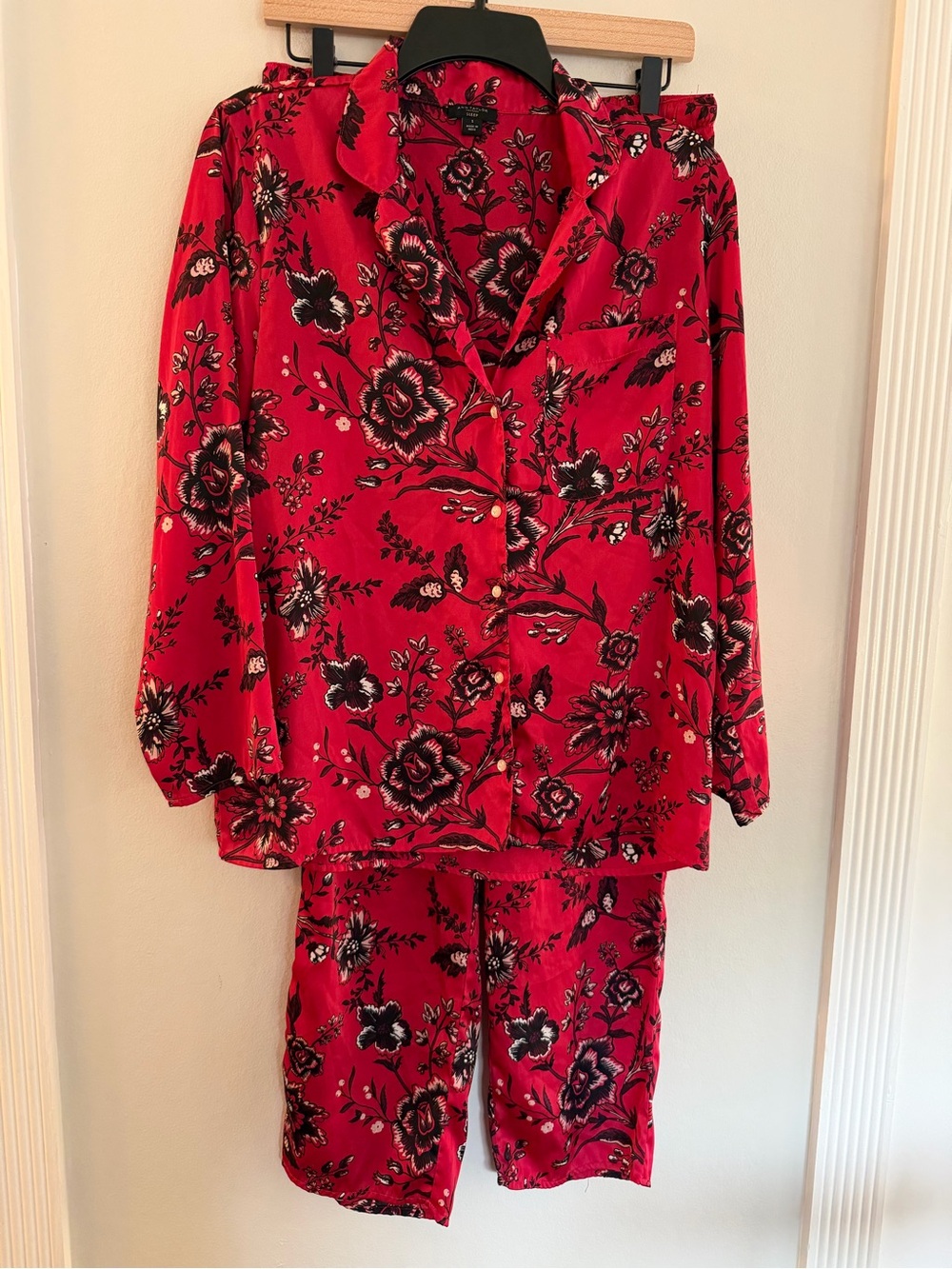 Ann Taylor Sleep Floral Pajama Set Size Small Red Satin